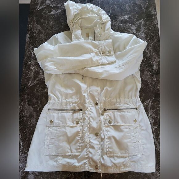Michael Kors Women's Raincoat In White, Large - Picture 6 of 8